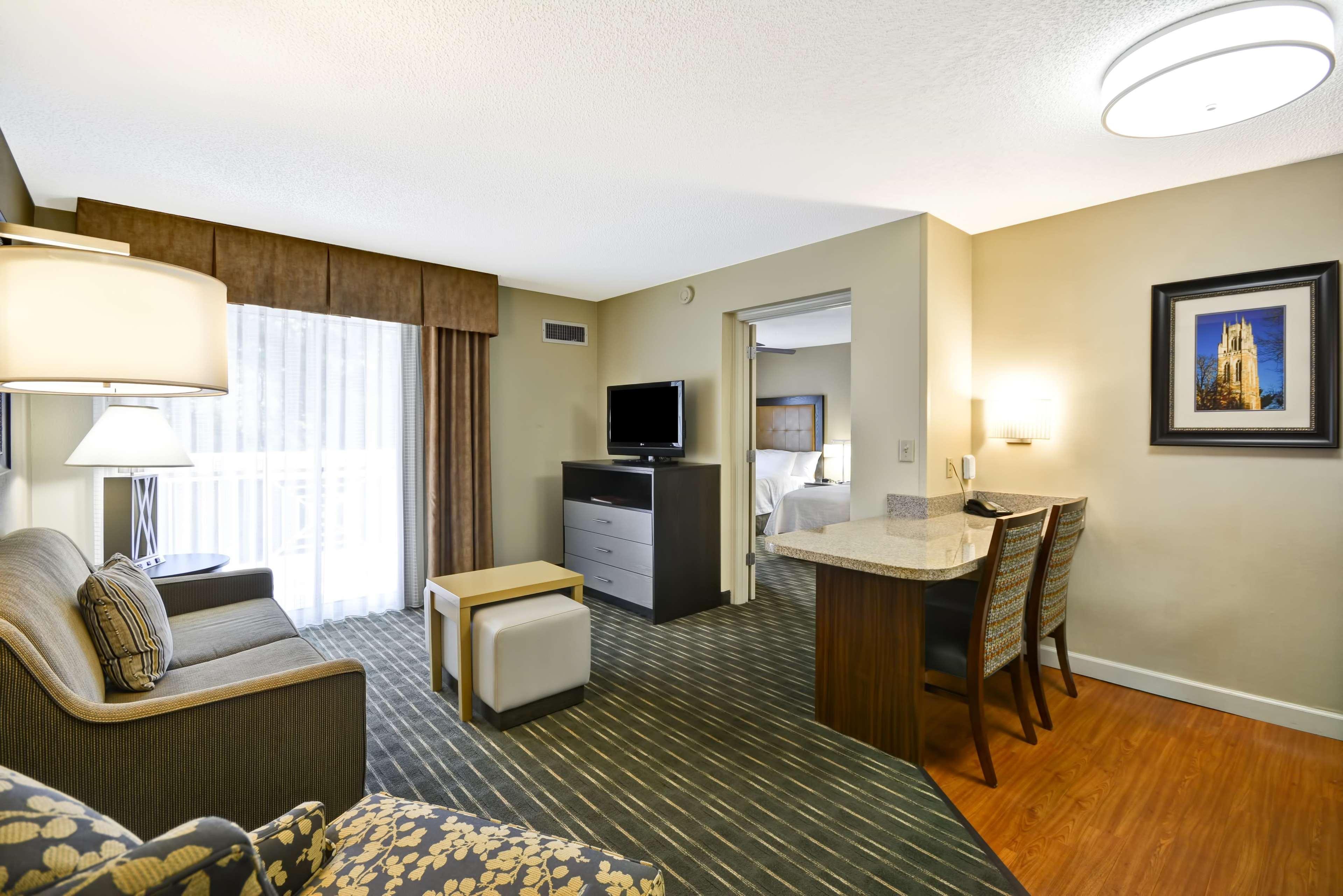 โฮมวู้ด สวีท บาย ฮิลตัน ชาเปล ฮิลล์ เดอรัม Hotel เดอแรม ภายนอก รูปภาพ